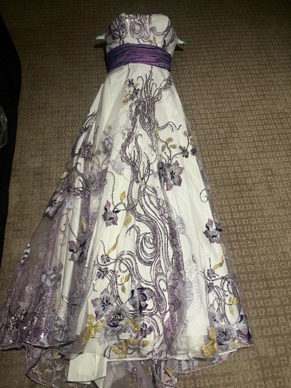 Tony Bowls grad / prom / gala gown